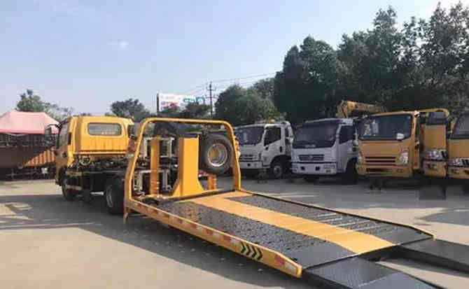 明光汽车中途维修案例